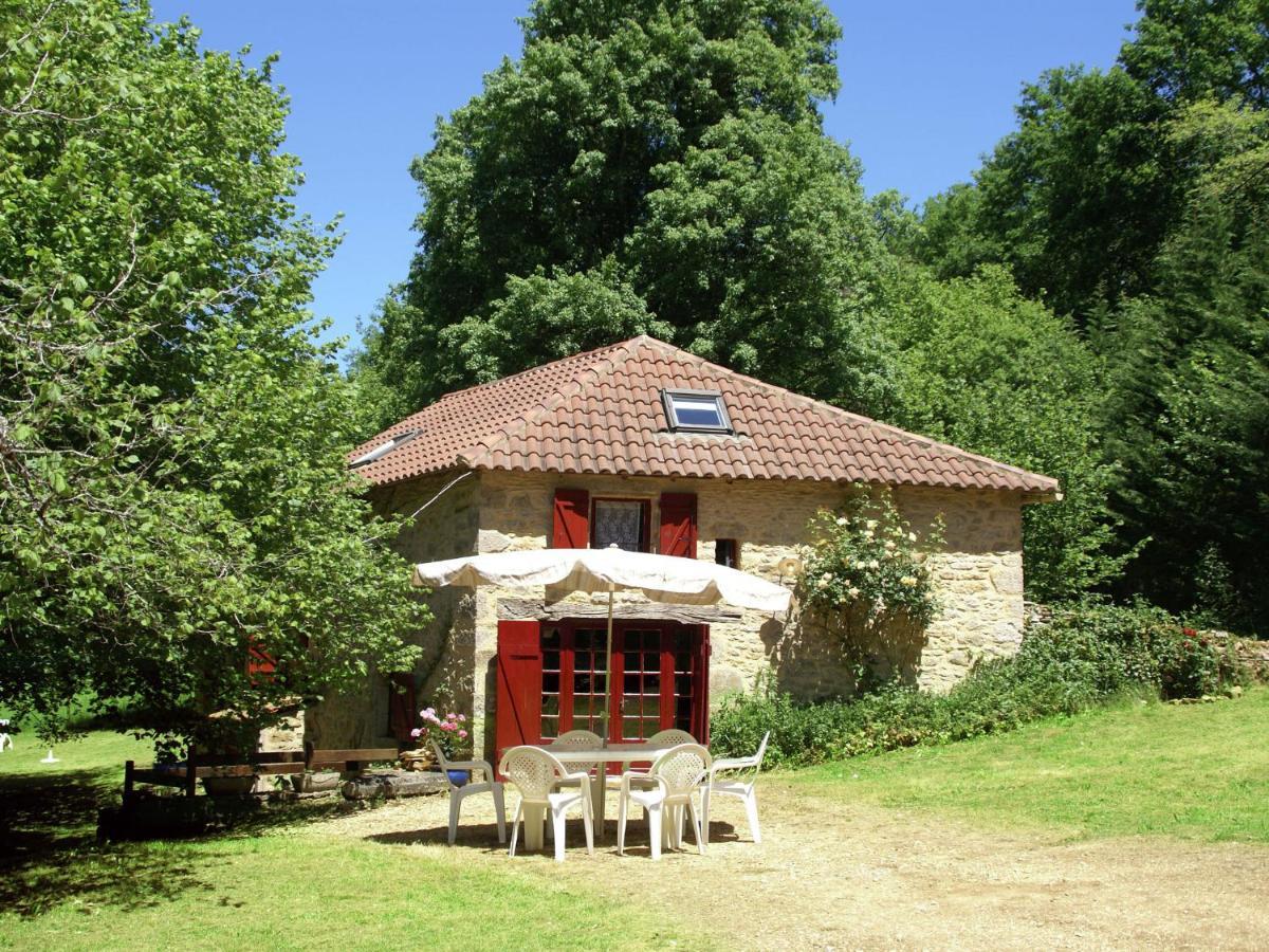 Cosy Holiday Home In Lantheuil With Garden Villefranche-du-Périgord Kültér fotó