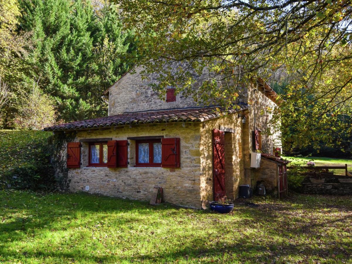 Cosy Holiday Home In Lantheuil With Garden Villefranche-du-Périgord Kültér fotó