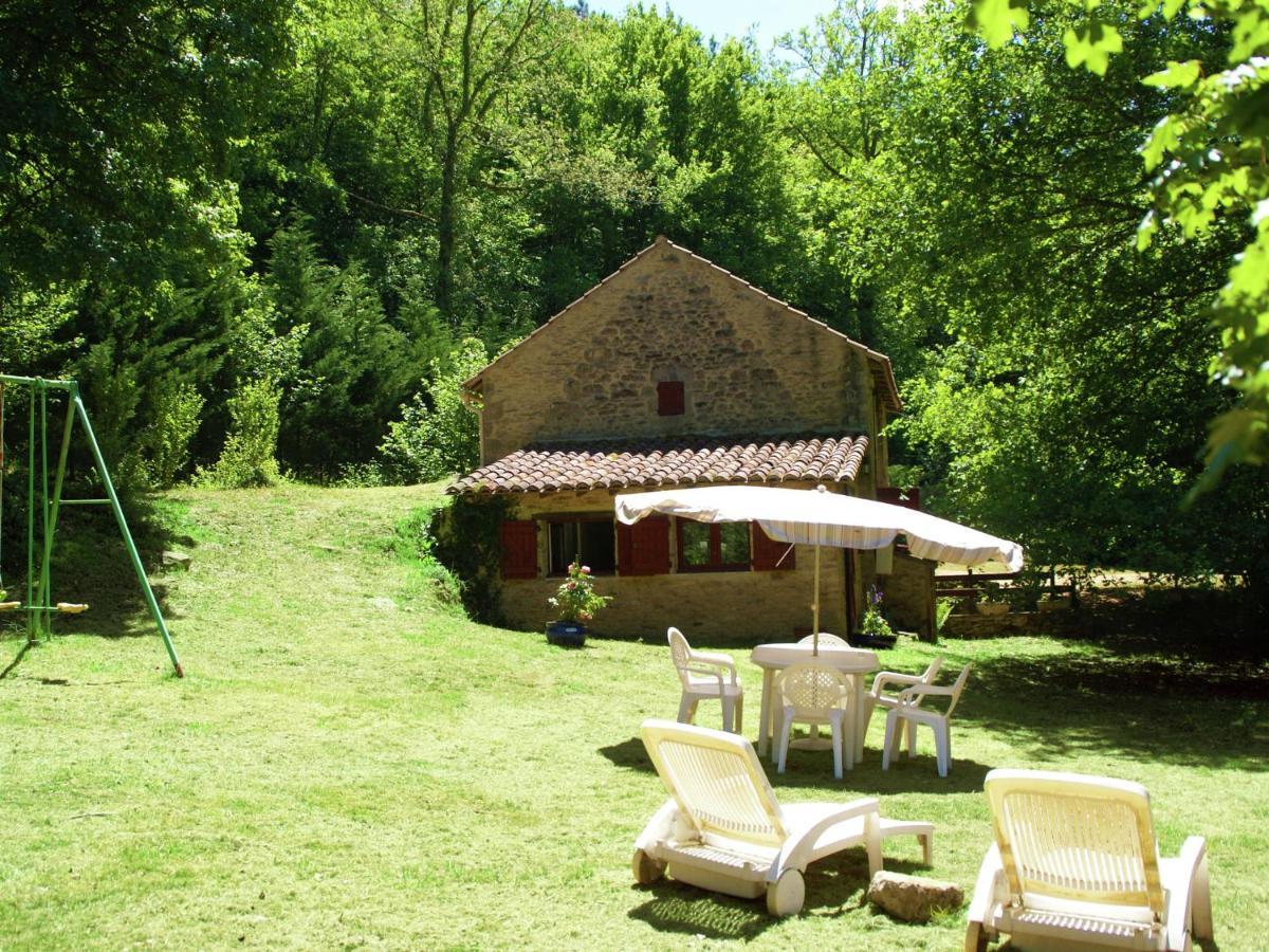 Cosy Holiday Home In Lantheuil With Garden Villefranche-du-Périgord Kültér fotó