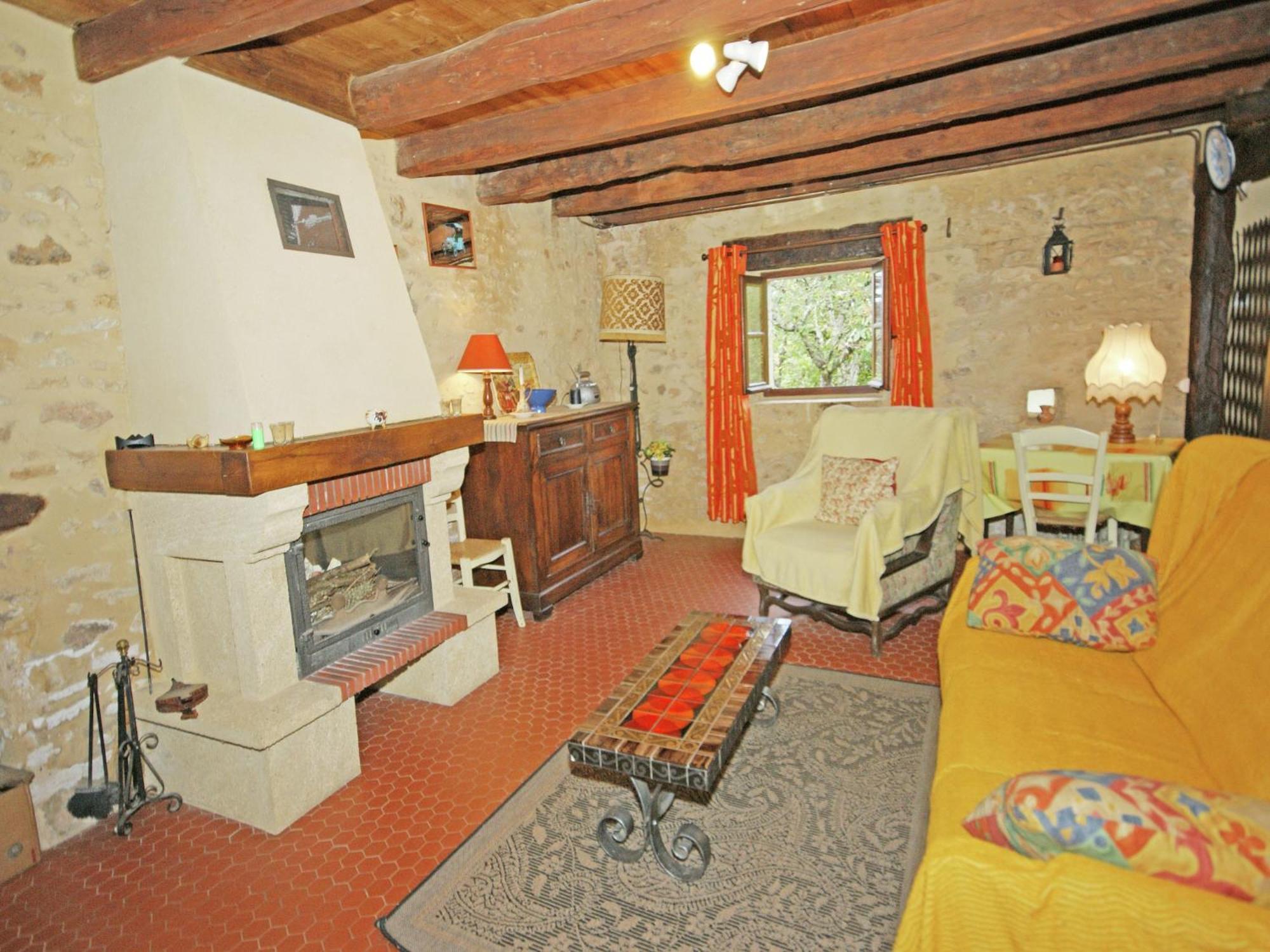 Cosy Holiday Home In Lantheuil With Garden Villefranche-du-Périgord Kültér fotó