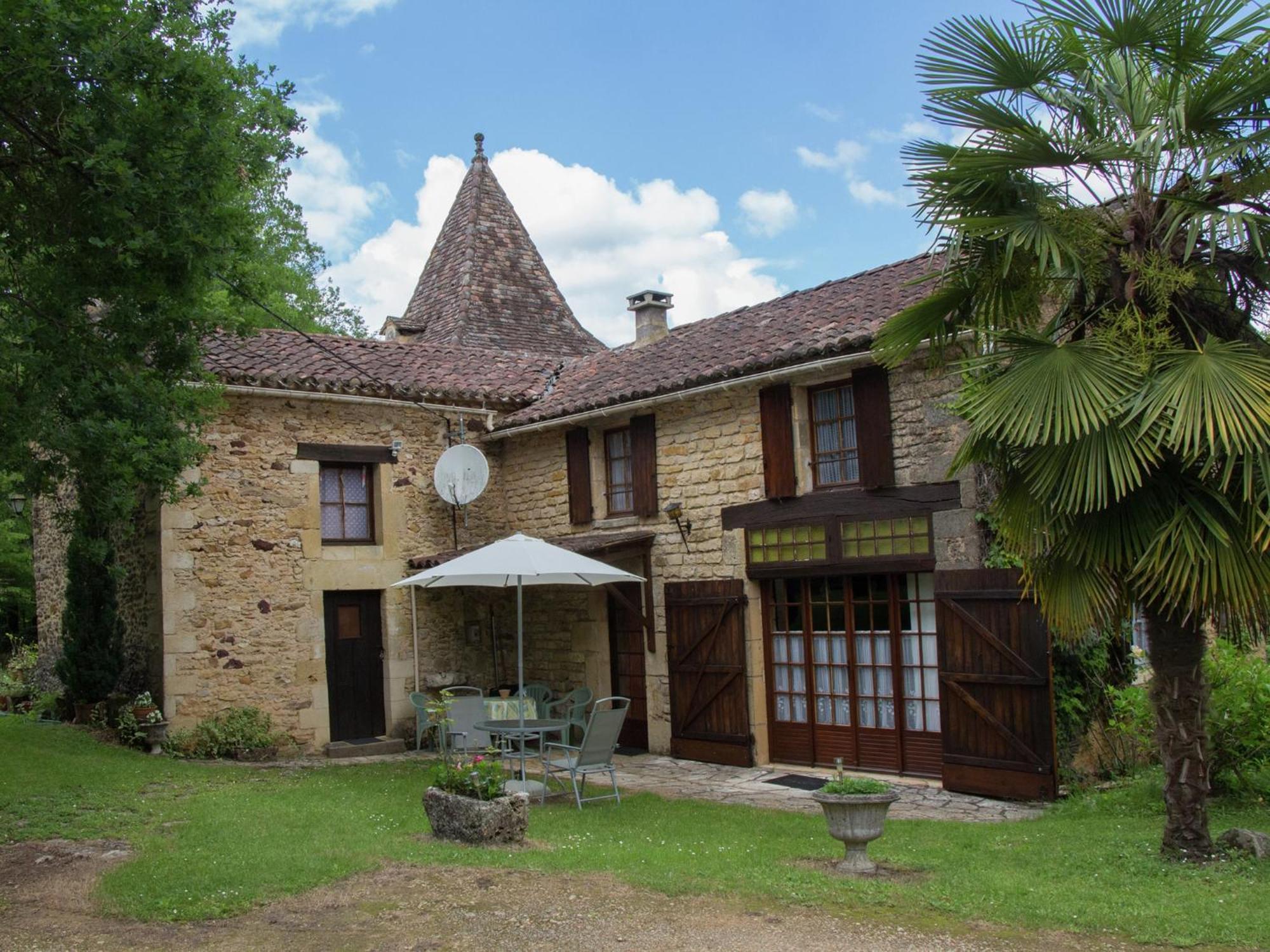 Cosy Holiday Home In Lantheuil With Garden Villefranche-du-Périgord Kültér fotó