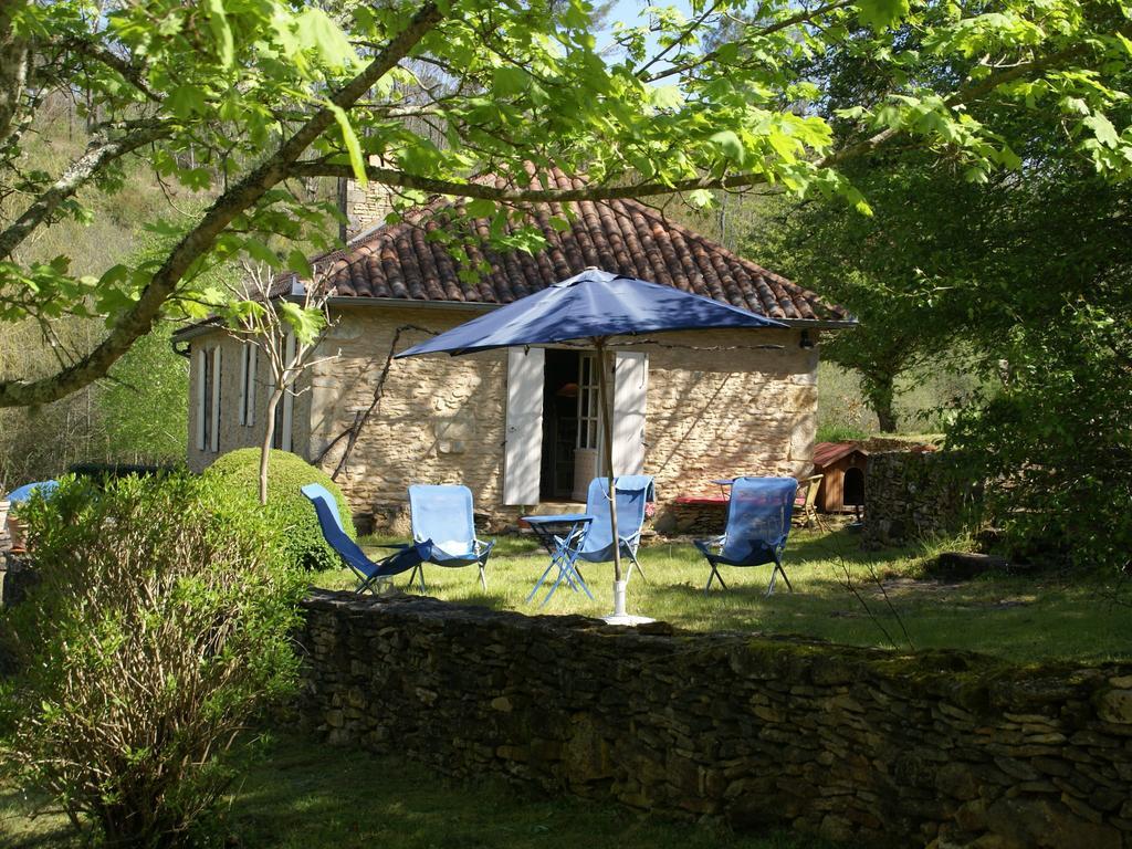 Cosy Holiday Home In Lantheuil With Garden Villefranche-du-Périgord Kültér fotó